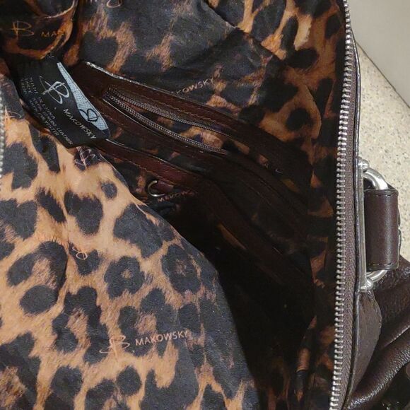 Large Vintage Brown Makowsky Leather Purse.  P1 - Picture 8 of 9